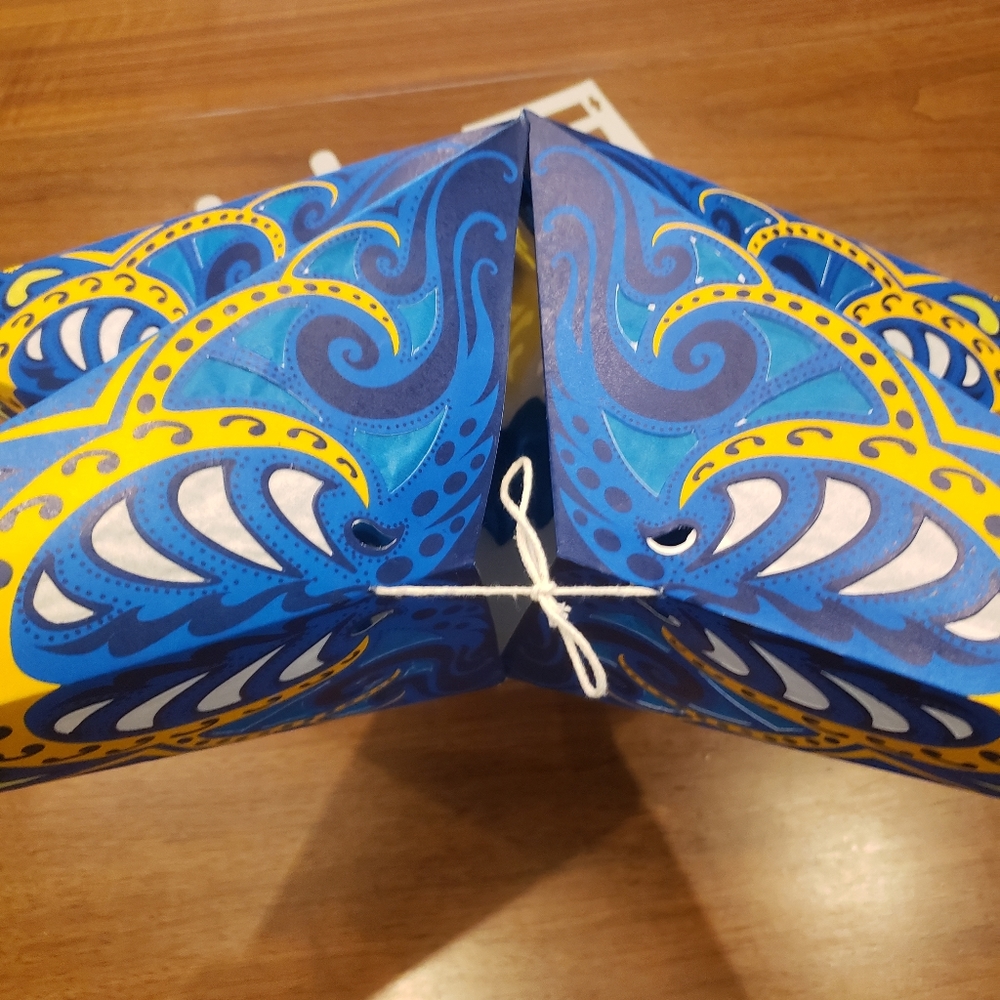 Hanging Paper Star Lantern - blue & yellow - Picture 9 of 11